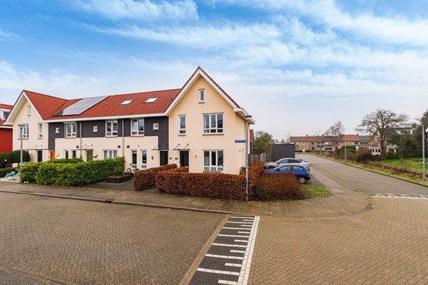 Foto - Te koop: Duurzame hoekwoning in kindvriendelijke wijk!